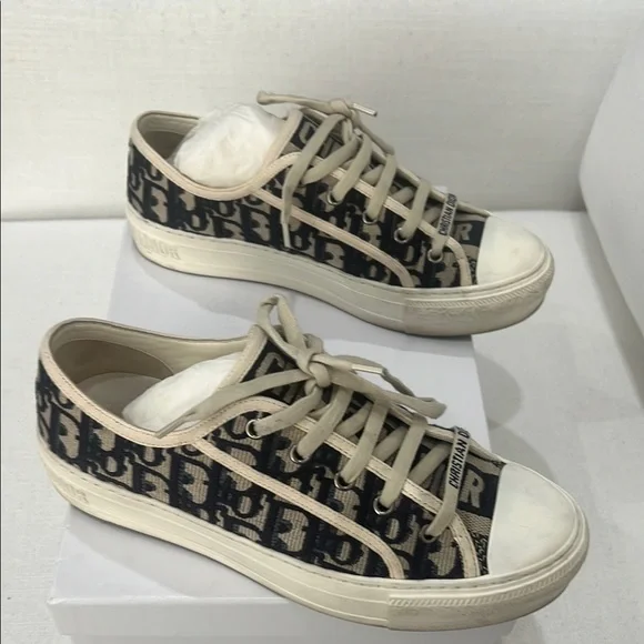 Dior sneakers - Picture 1 of 9